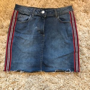 Denim Skirt with Stripes on the sides